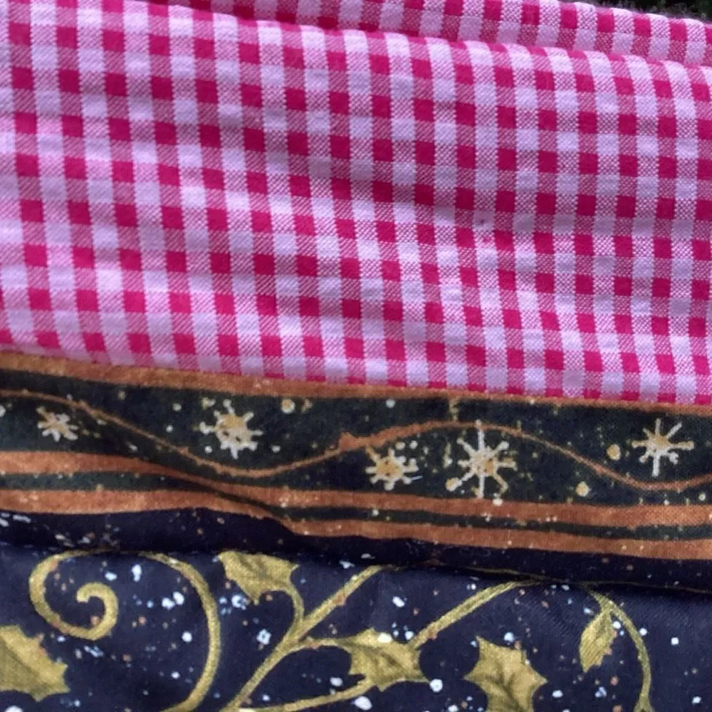 NWT. Hand Crafted from all new 100% cotton fabrics in a smoke free home.